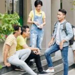 在留資格「留学」完全ガイド：要件、資格外活動と就労ビザへの進路のアイキャッチ画像