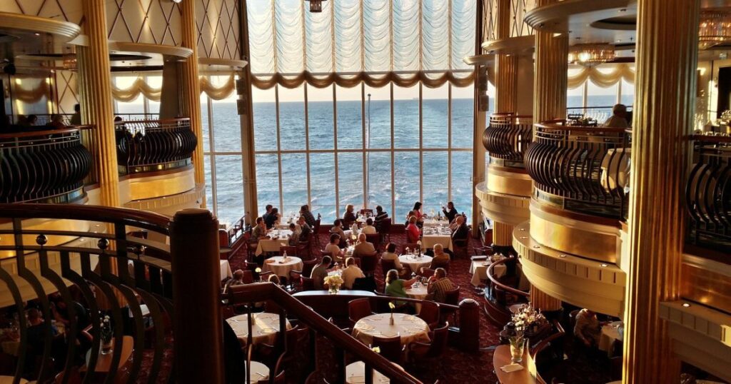 特定技能「外食分野」採用マニュアル:業務範囲、企業要件、運営基準のアイキャッチ画像